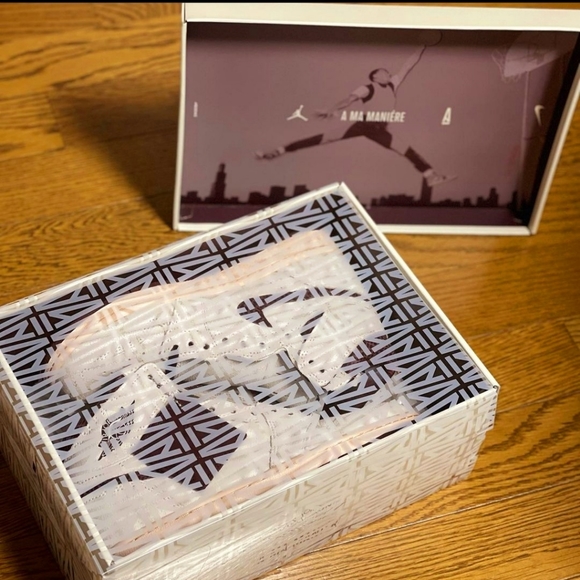 Jordan1 A ma maniere - Picture 4 of 9